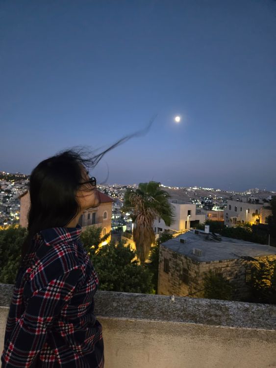 Catherine looking at the moon